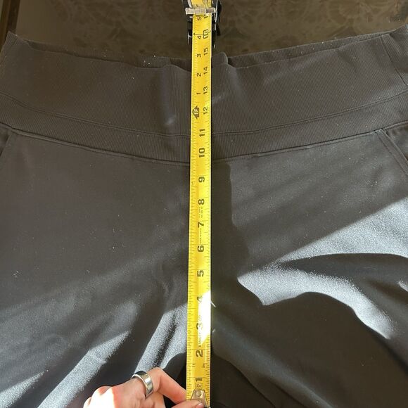 Athleta Venice Flare Pants Black High Rise Pull‎ On Slit 1X - Wear on thigh - Picture 9 of 10